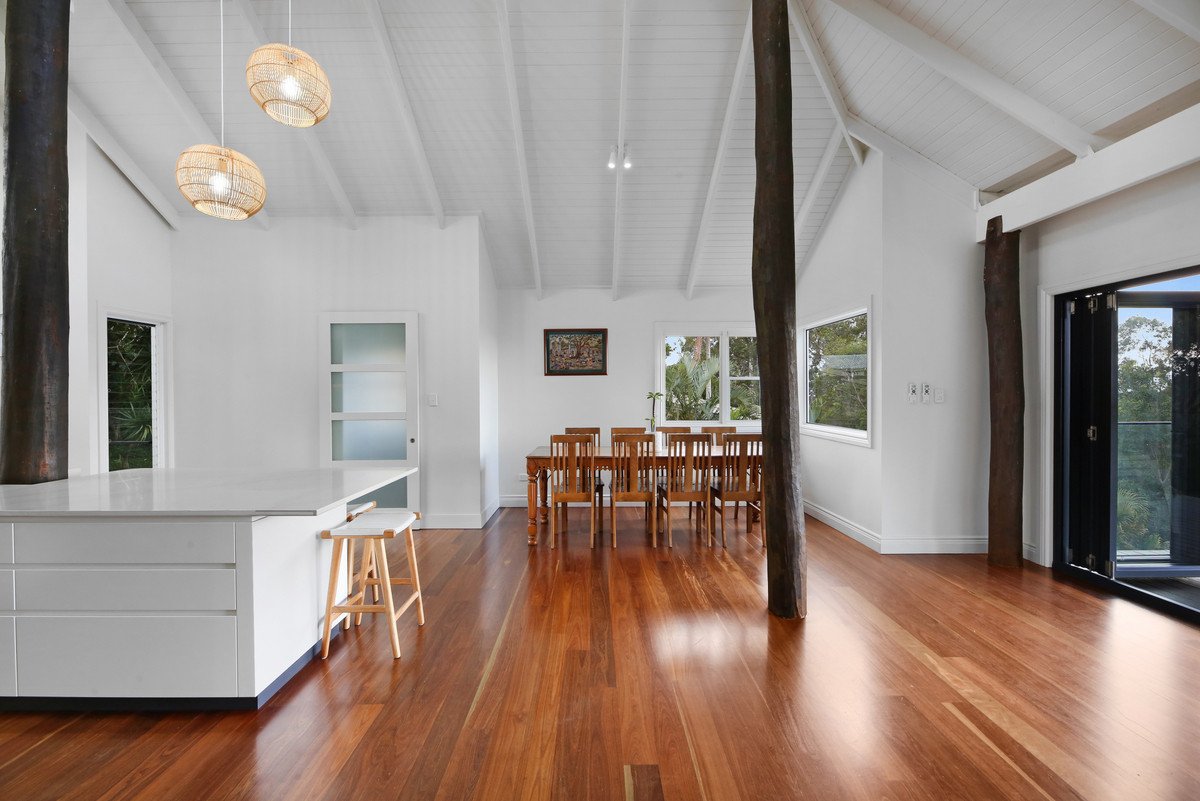 18 Dulcie Drive Burleigh Heads 11
