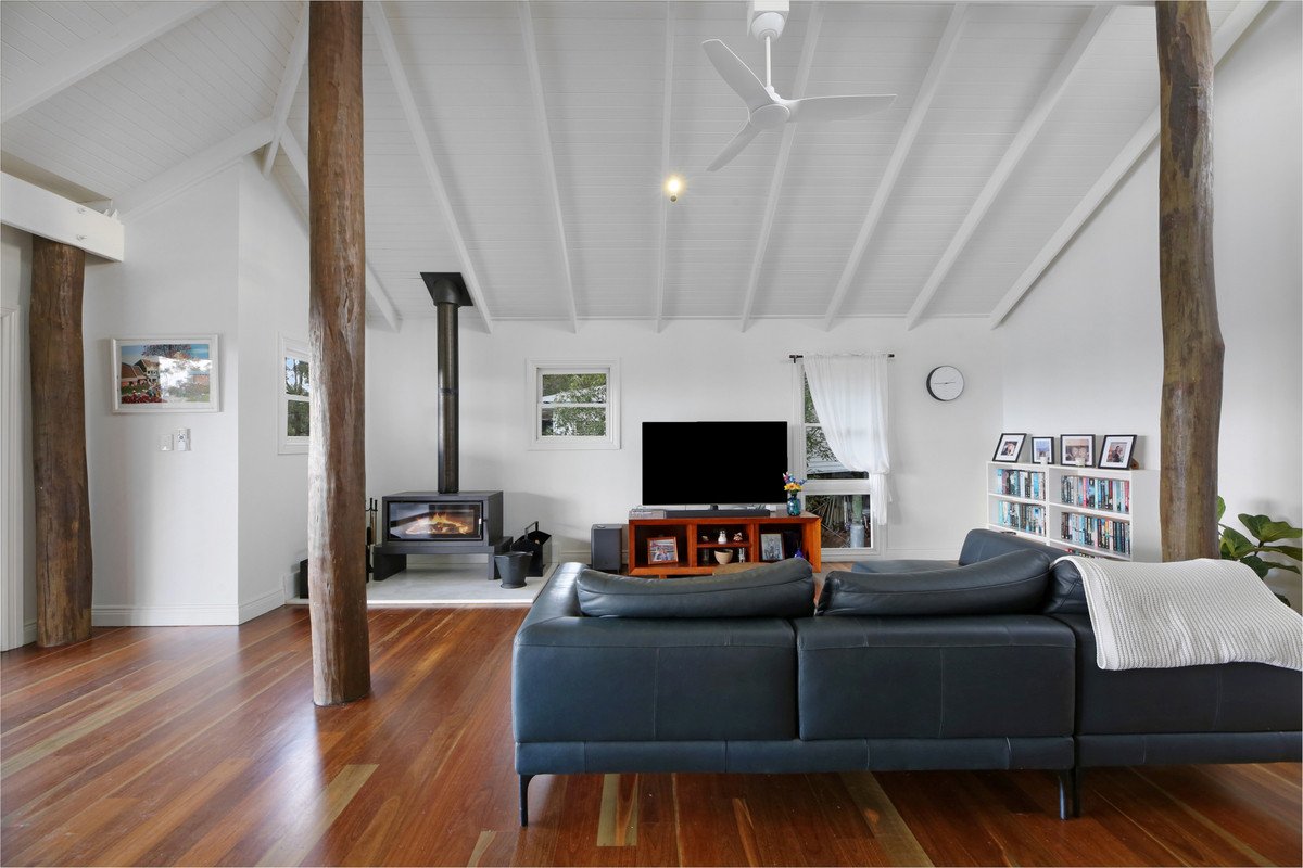 18 Dulcie Drive Burleigh Heads 17