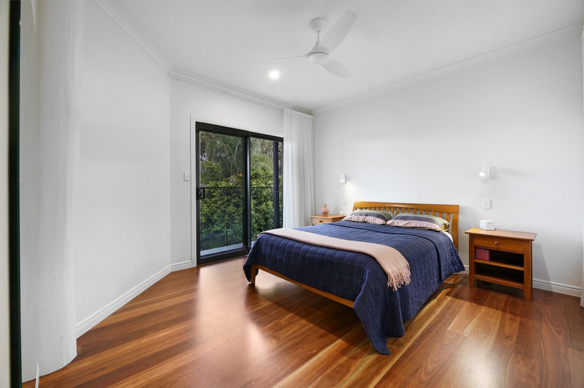 18 Dulcie Drive Burleigh Heads 20