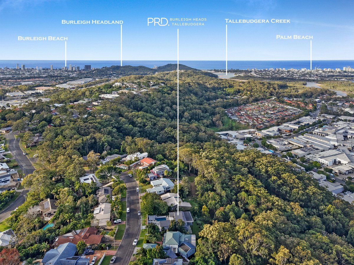 18 Dulcie Drive Burleigh Heads 35
