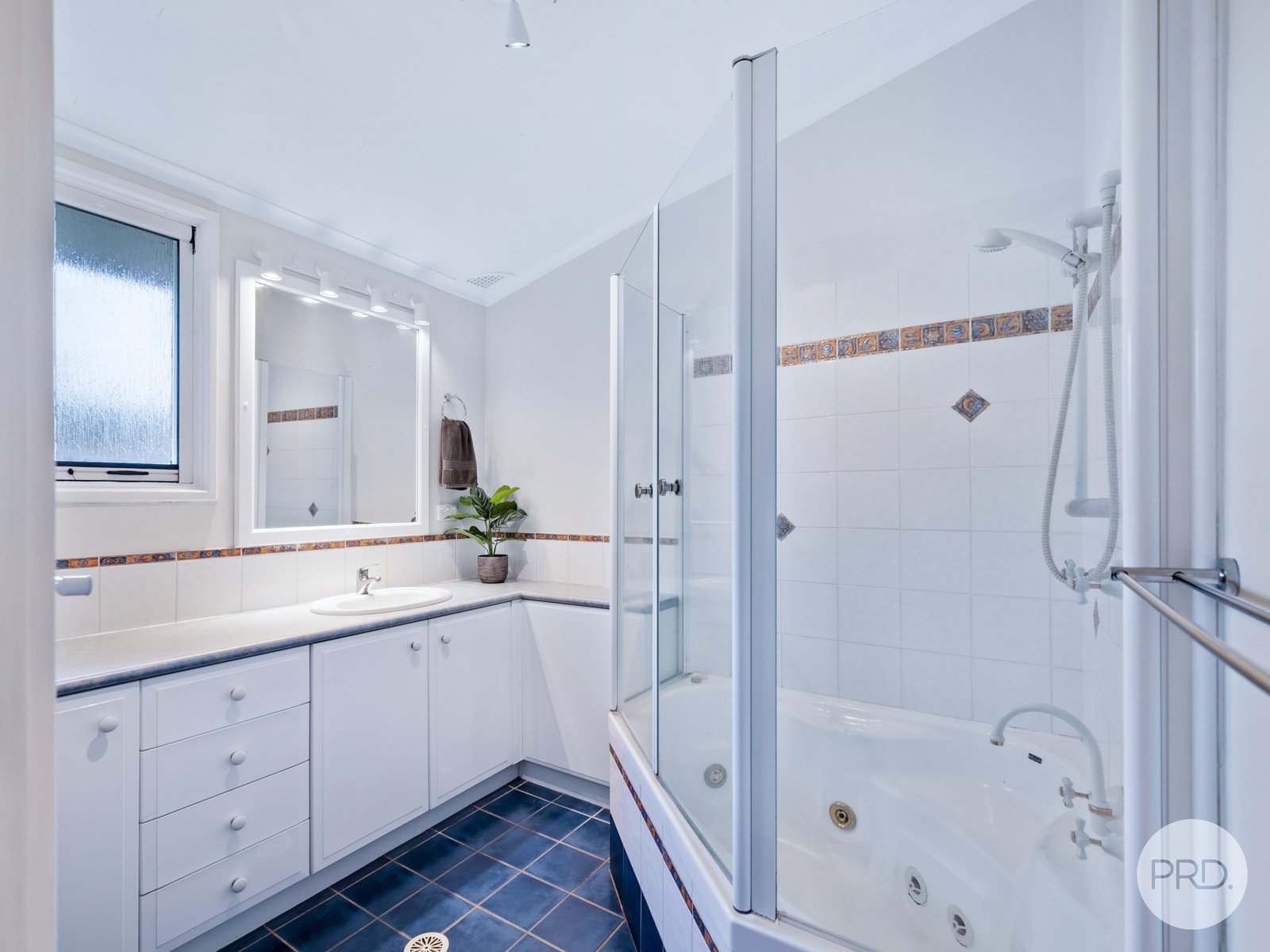 18 Dunbar Avenue WERRINGTON COUNTY 9
