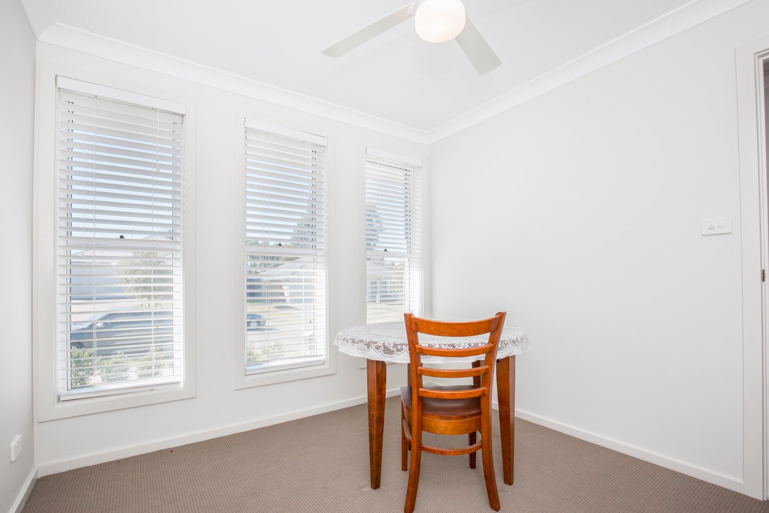 18 Dunnart Street ABERGLASSLYN 13