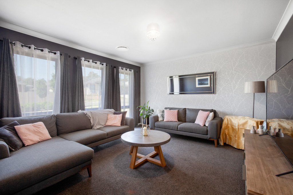 18 Dunnett Avenue NORTH ROTHBURY 6