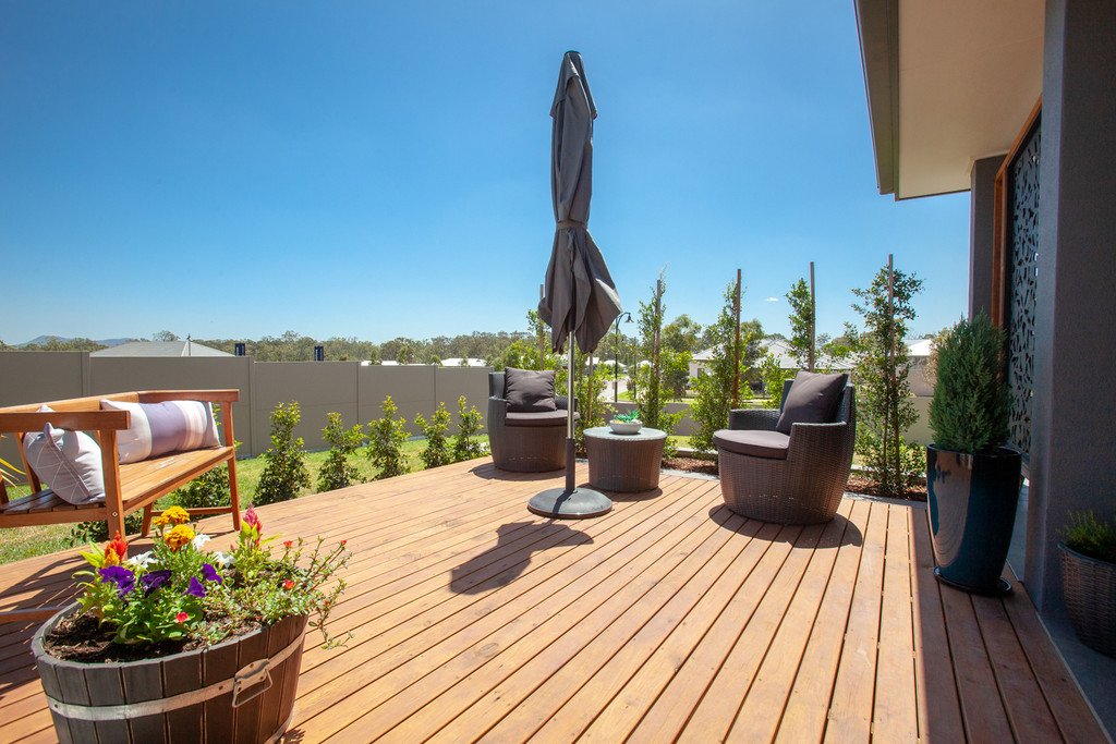 18 Dunnett Avenue NORTH ROTHBURY 13