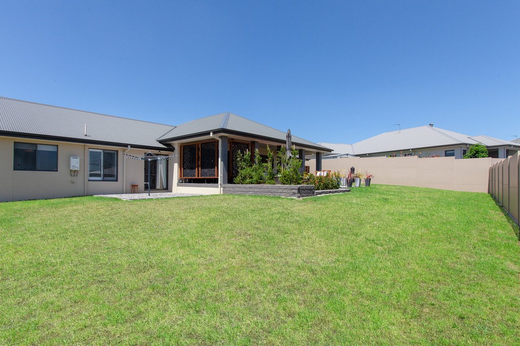 18 Dunnett Avenue NORTH ROTHBURY 22