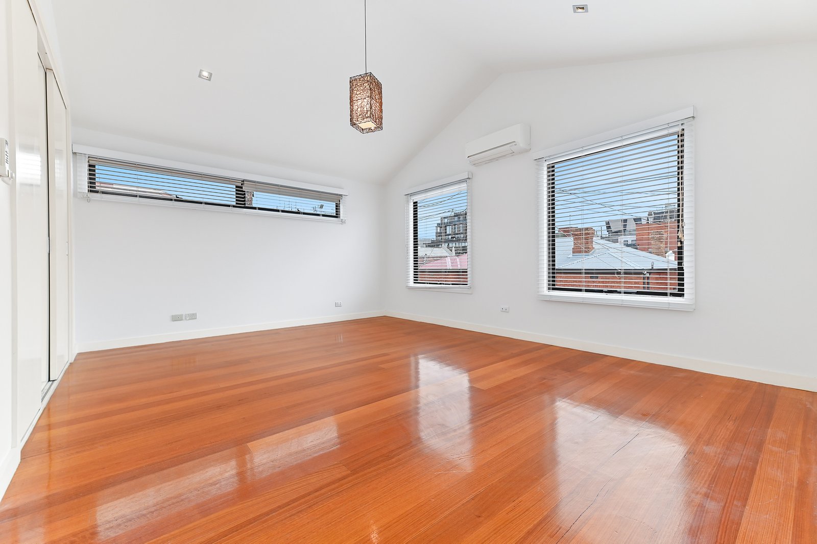 Gallery: 18 Eastbourne Street