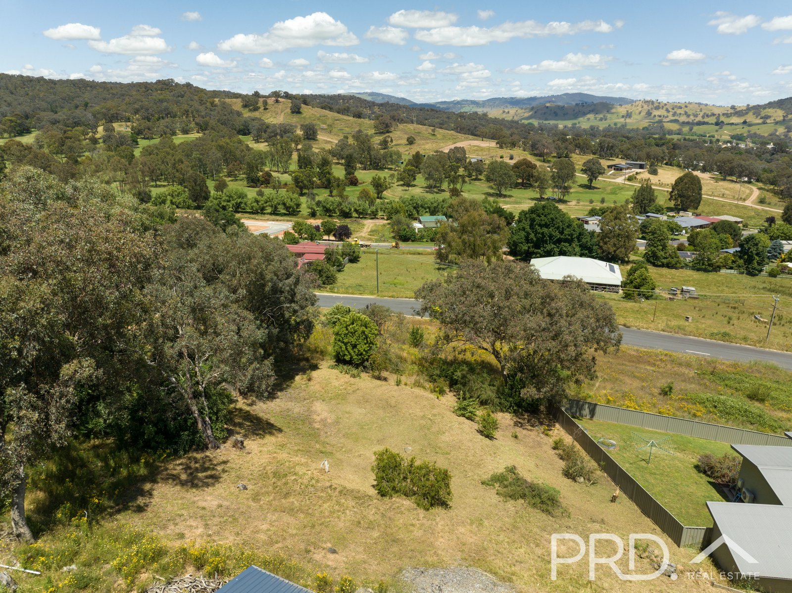 18 Eberlin Place TUMUT 2
