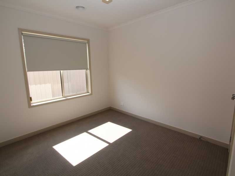 18 Echo Place ALFREDTON 8