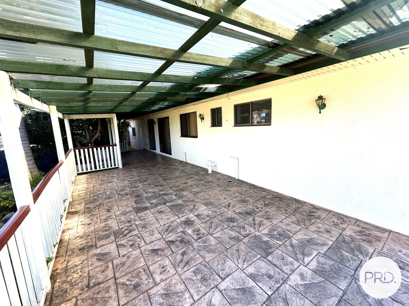 18 Edward Street BOYNE ISLAND 15