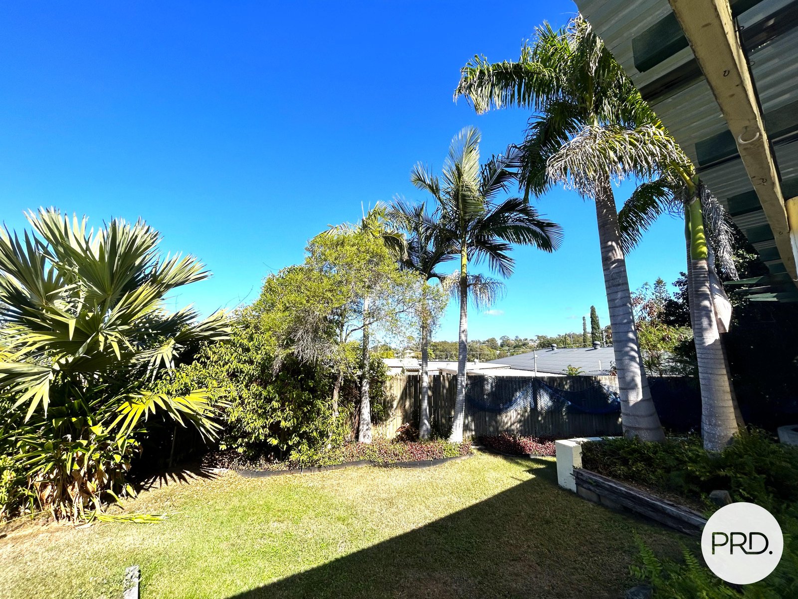 18 Edward Street BOYNE ISLAND 17