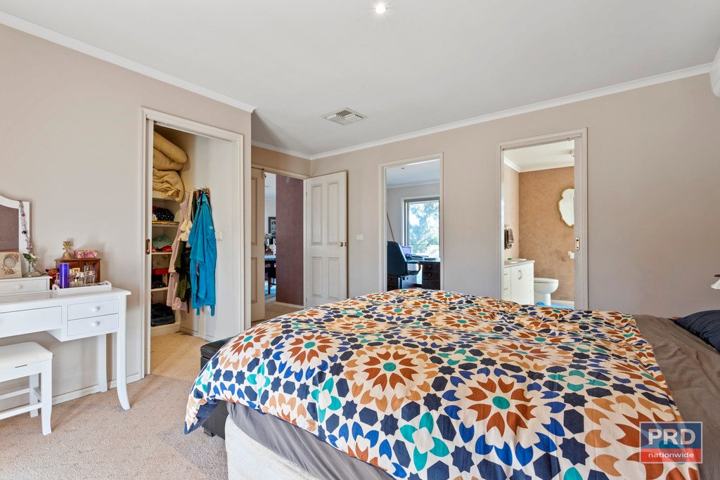 18 Egans Road MARONG 10