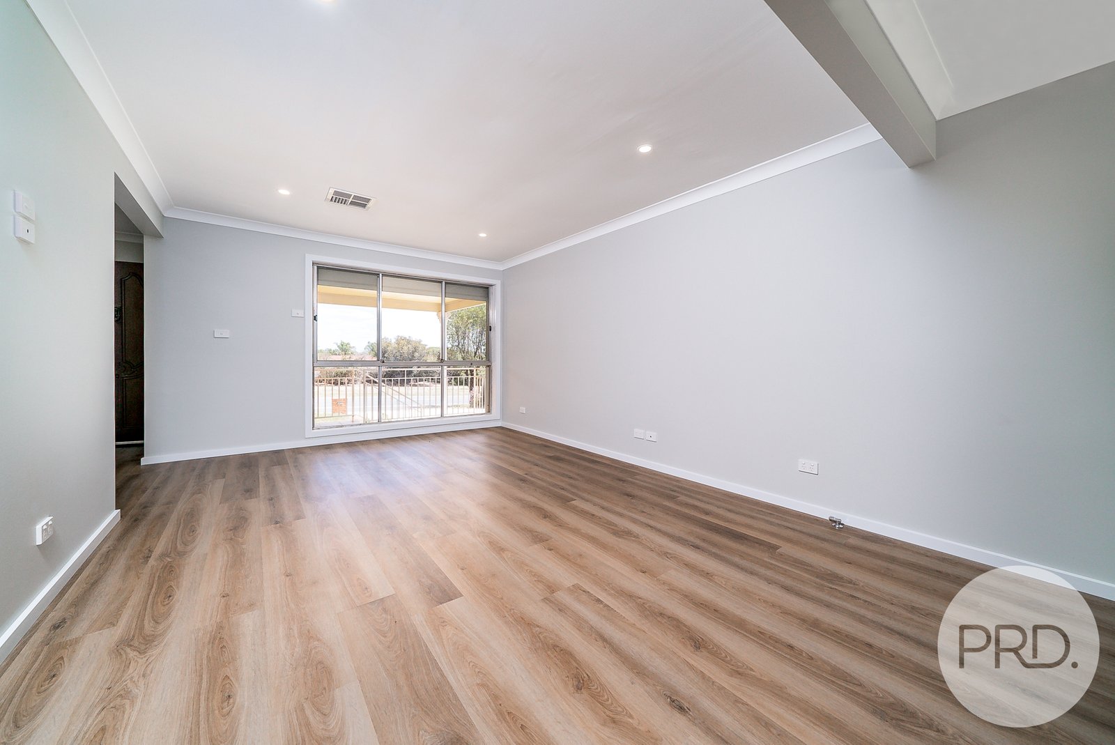 18 Elizabeth Avenue FOREST HILL 4