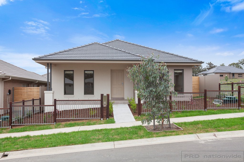 18 Ellerton Avenue NORTH ROTHBURY 1