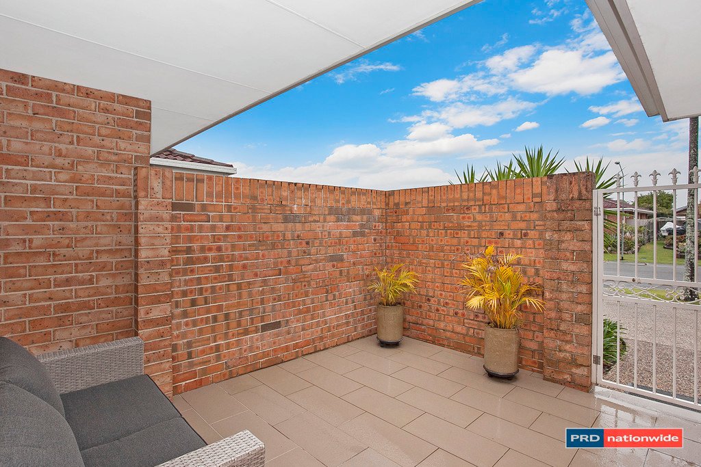 1/8 Elwood Court BURLEIGH WATERS 11