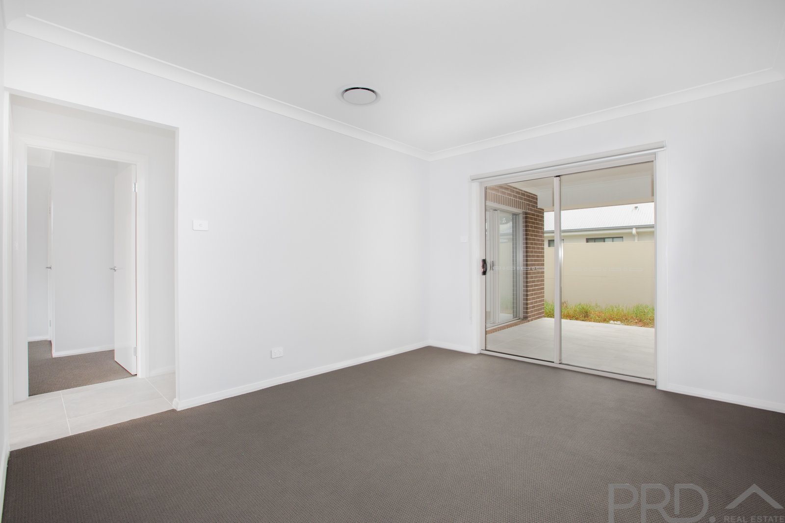 18 Enright Street NORTH ROTHBURY 9