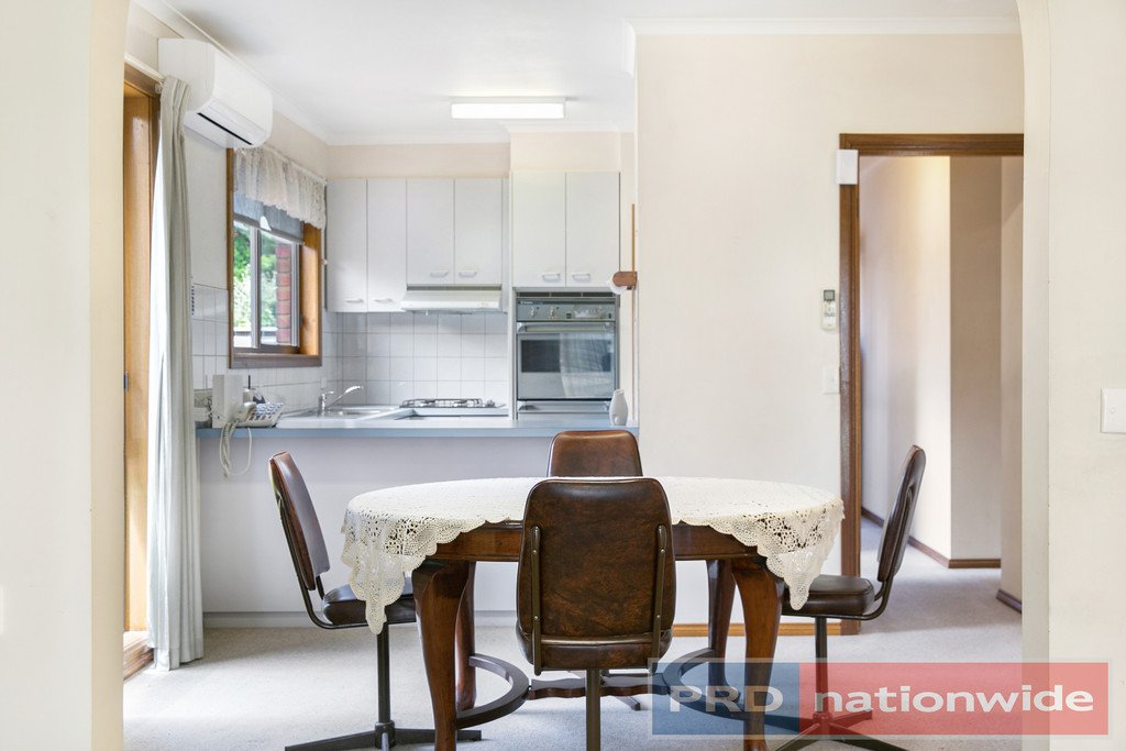 1/8 Eton Street WENDOUREE 5