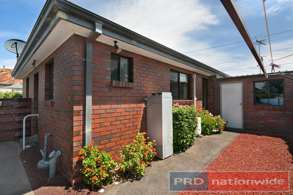 1/8 Eton Street WENDOUREE 10