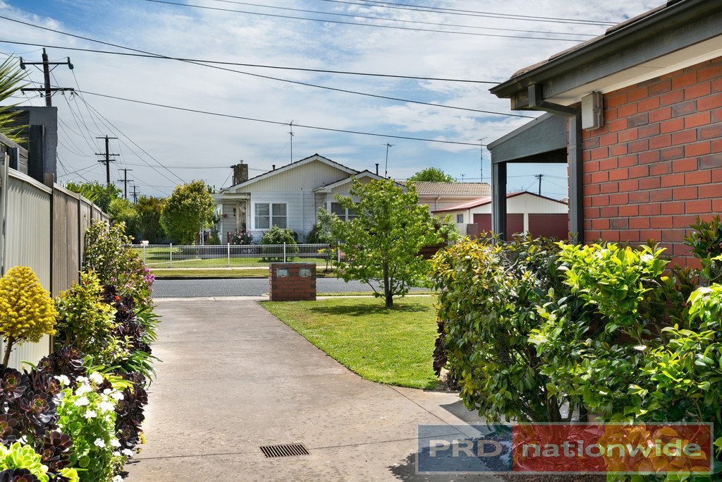 1/8 Eton Street WENDOUREE 12