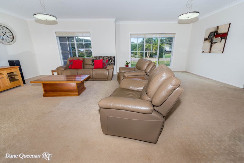 18 Eucalyptus Drive ONE MILE 16