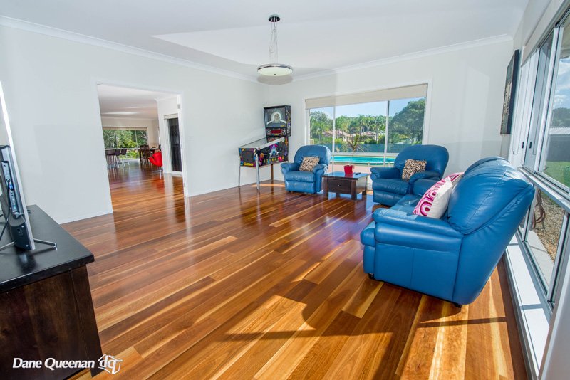 18 Eucalyptus Drive ONE MILE 19