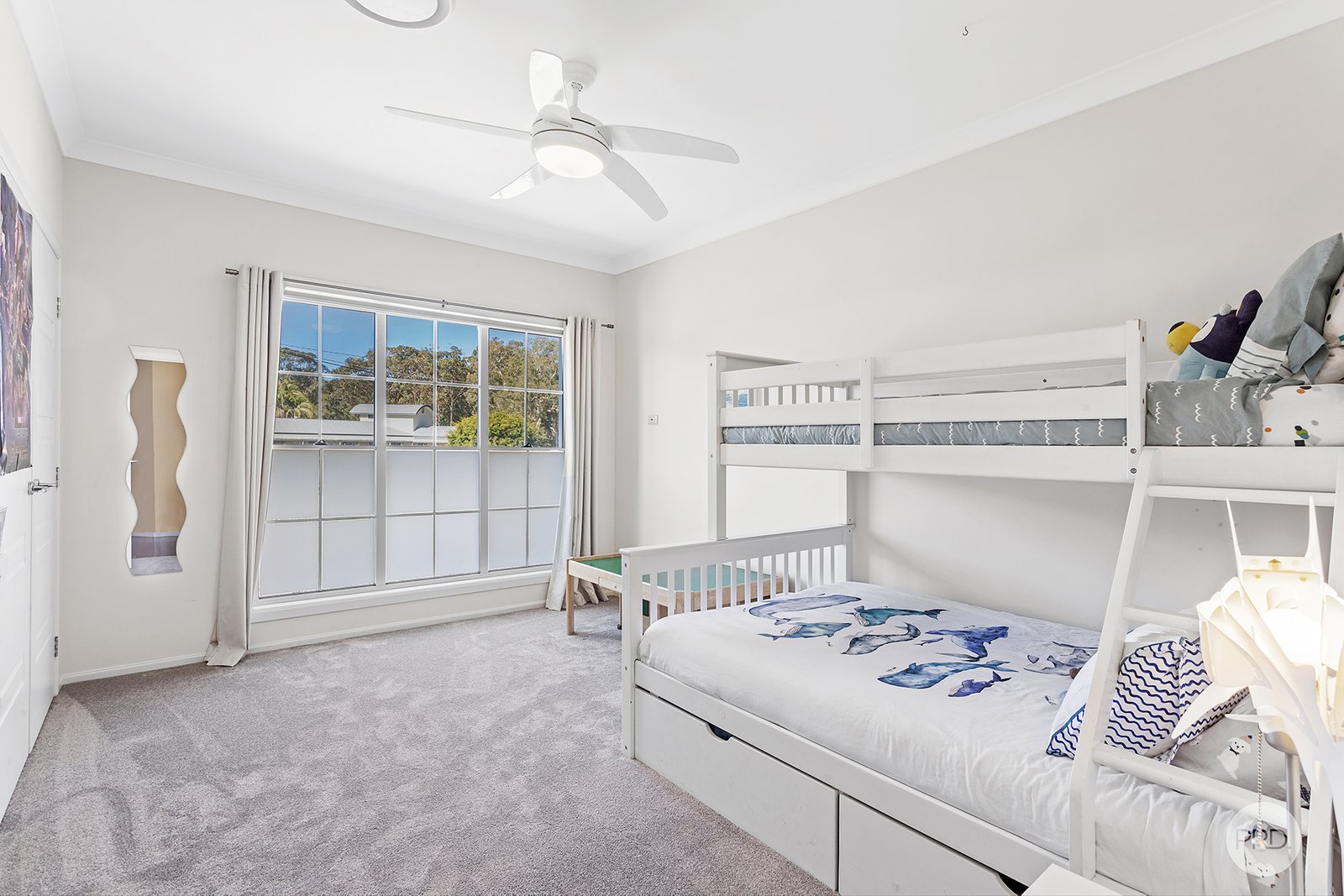 18 Eucalyptus Drive ONE MILE 27