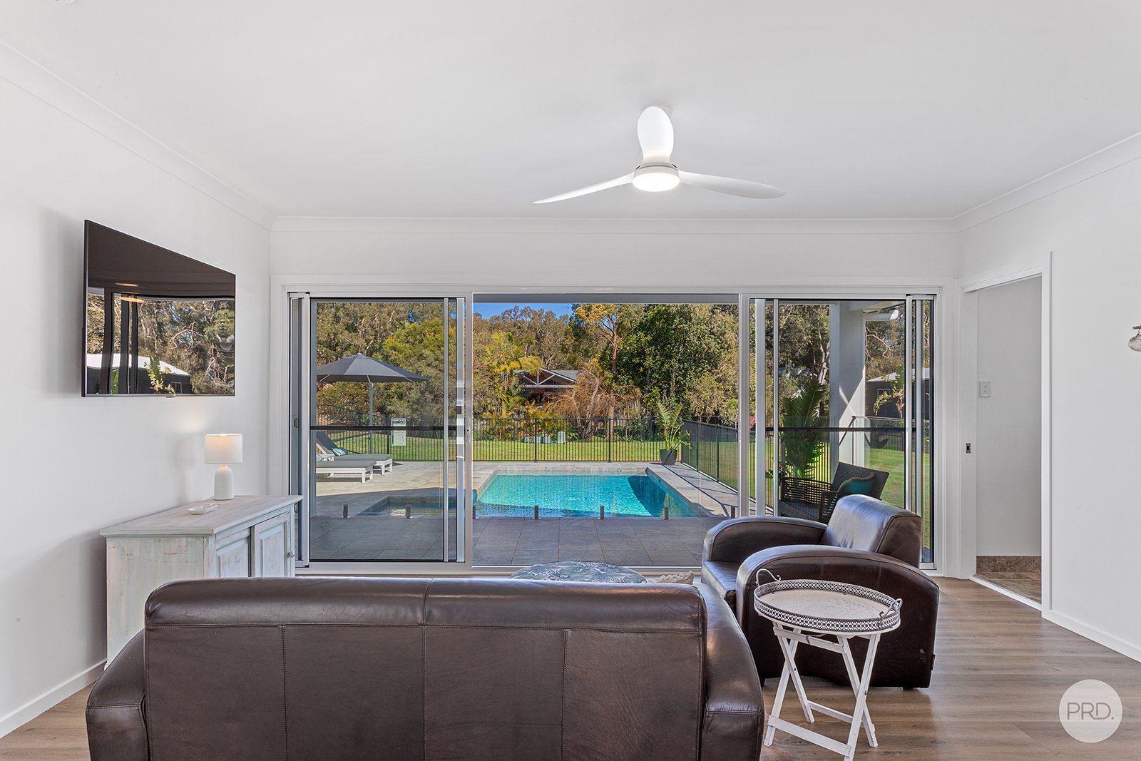 18 Eucalyptus Drive ONE MILE 31