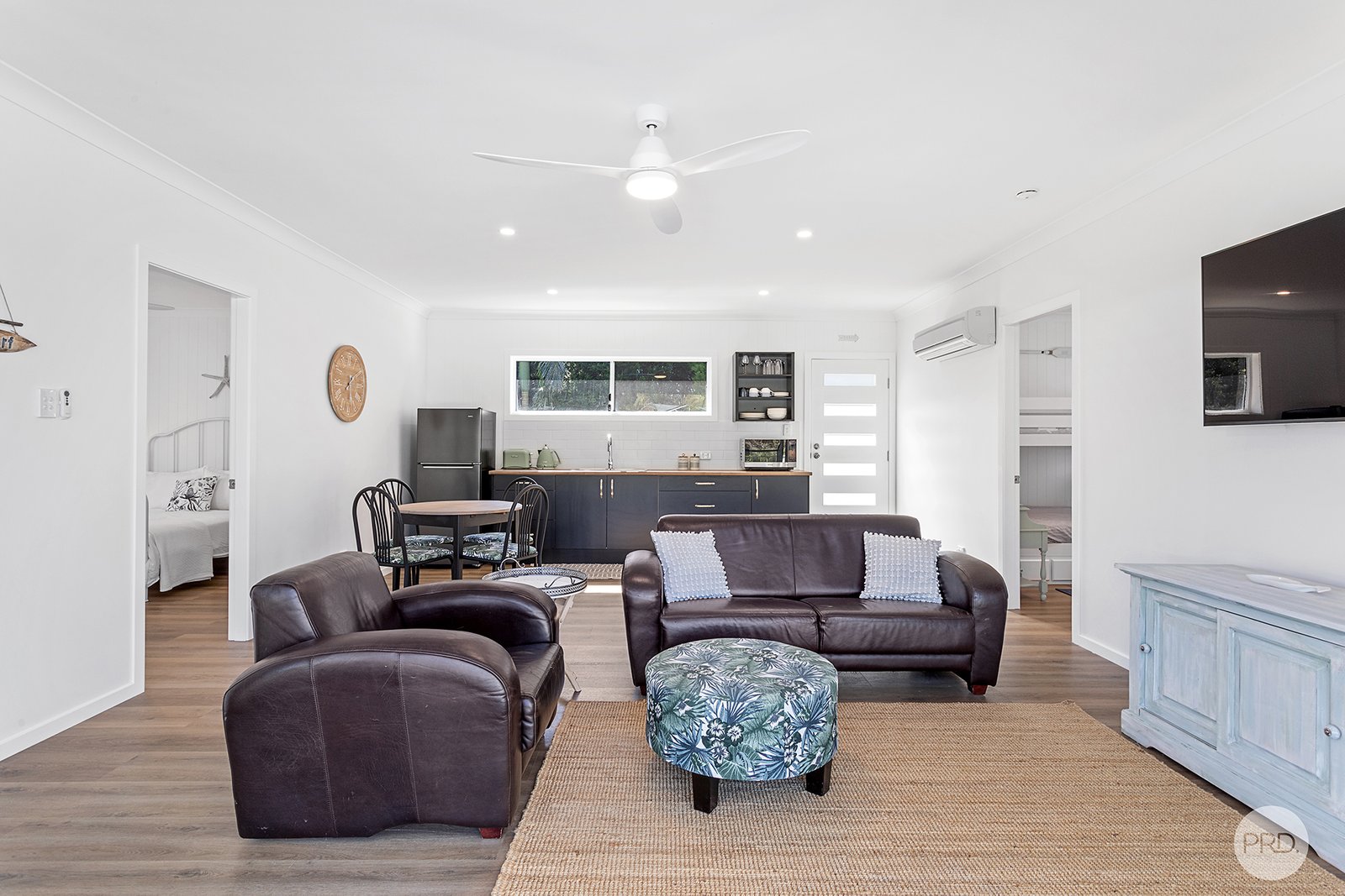 18 Eucalyptus Drive ONE MILE 32