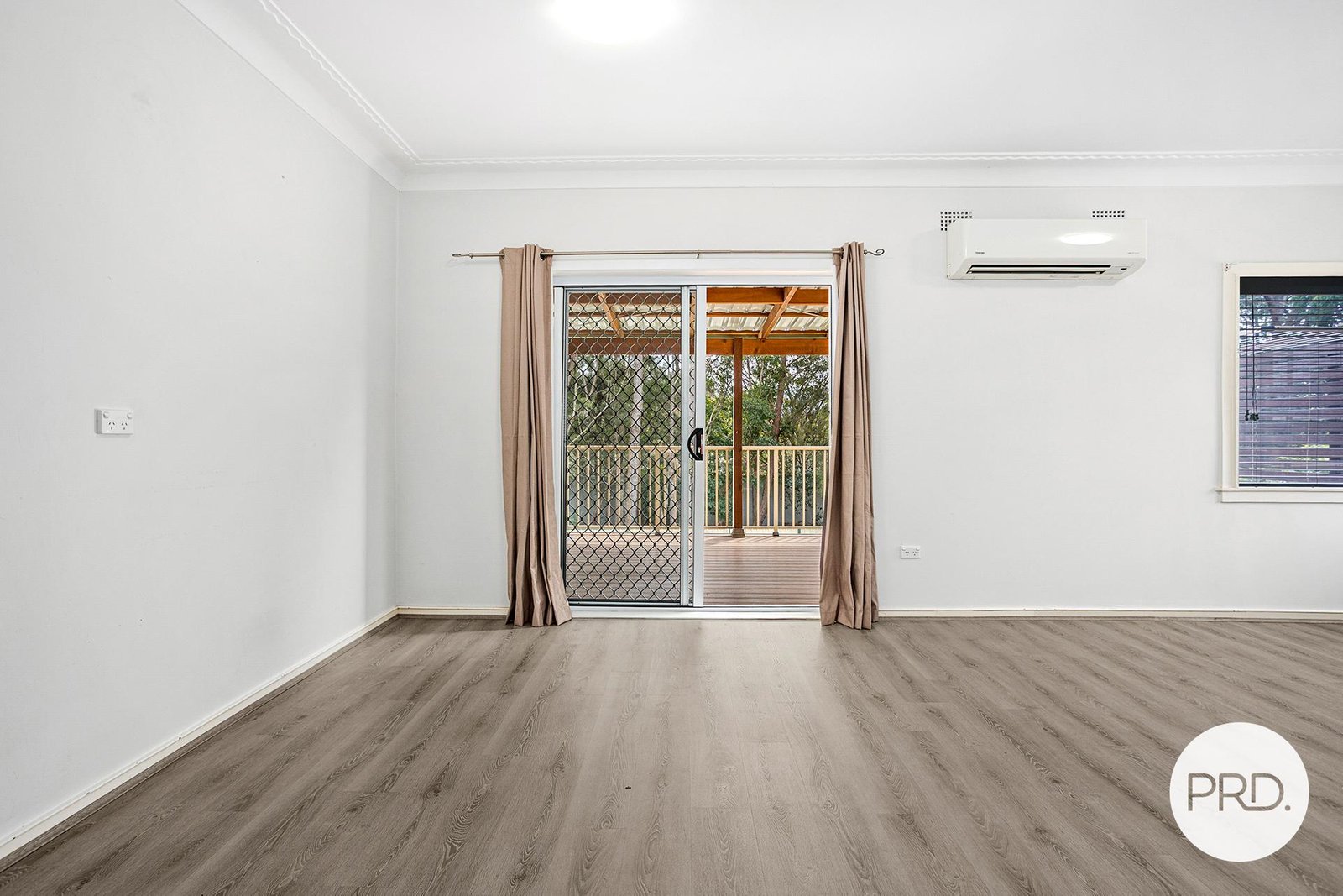 18 Exmouth Road KANAHOOKA 3