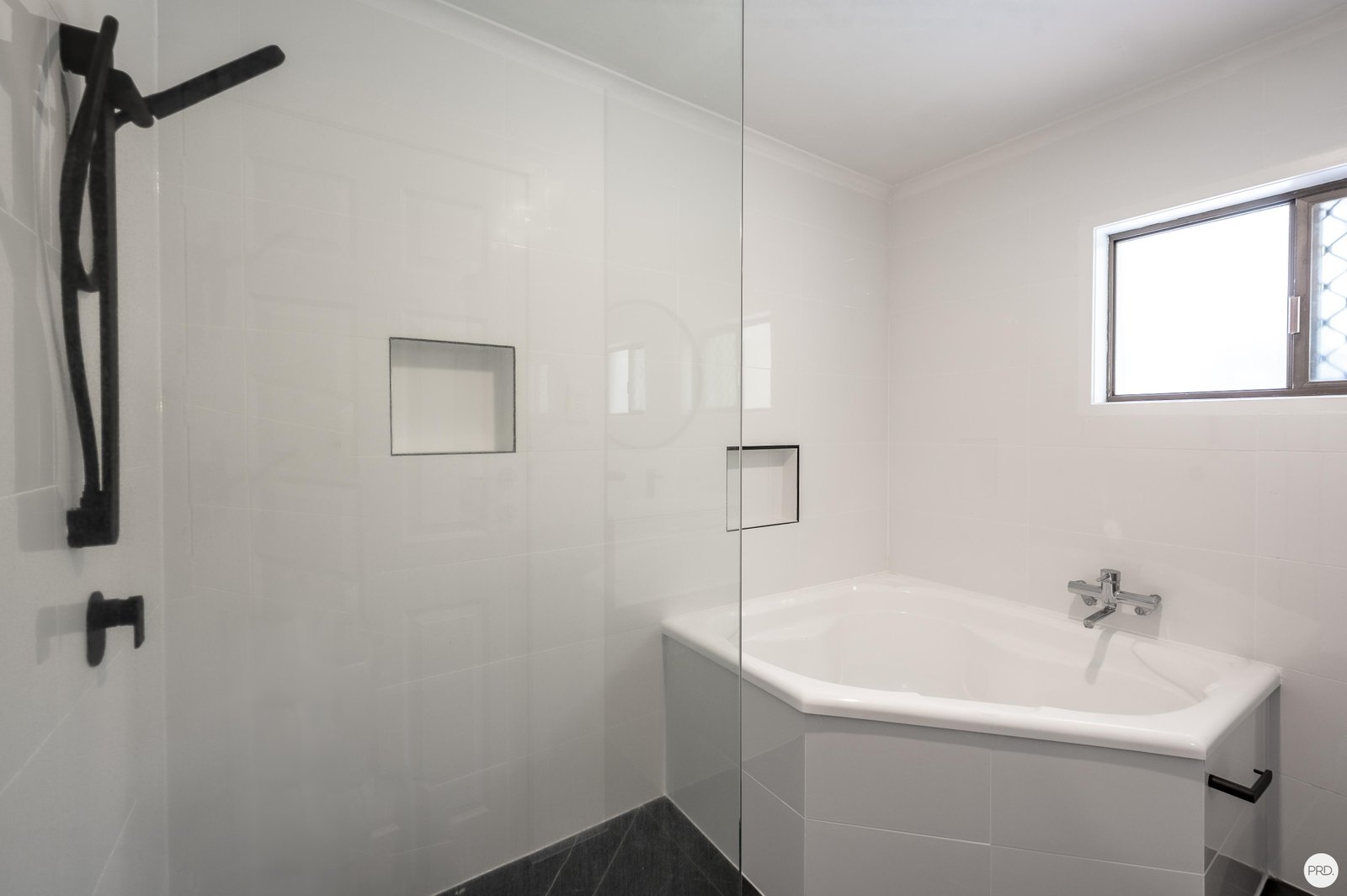 18 Fairway Avenue SOUTHPORT 12