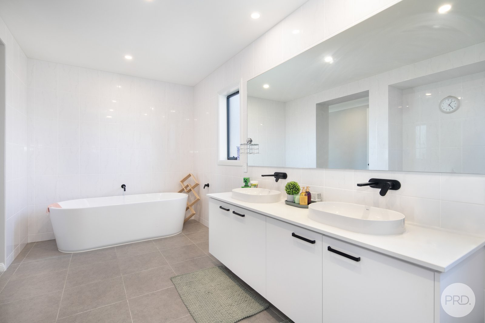 18 Fawcett Road LUCAS 12