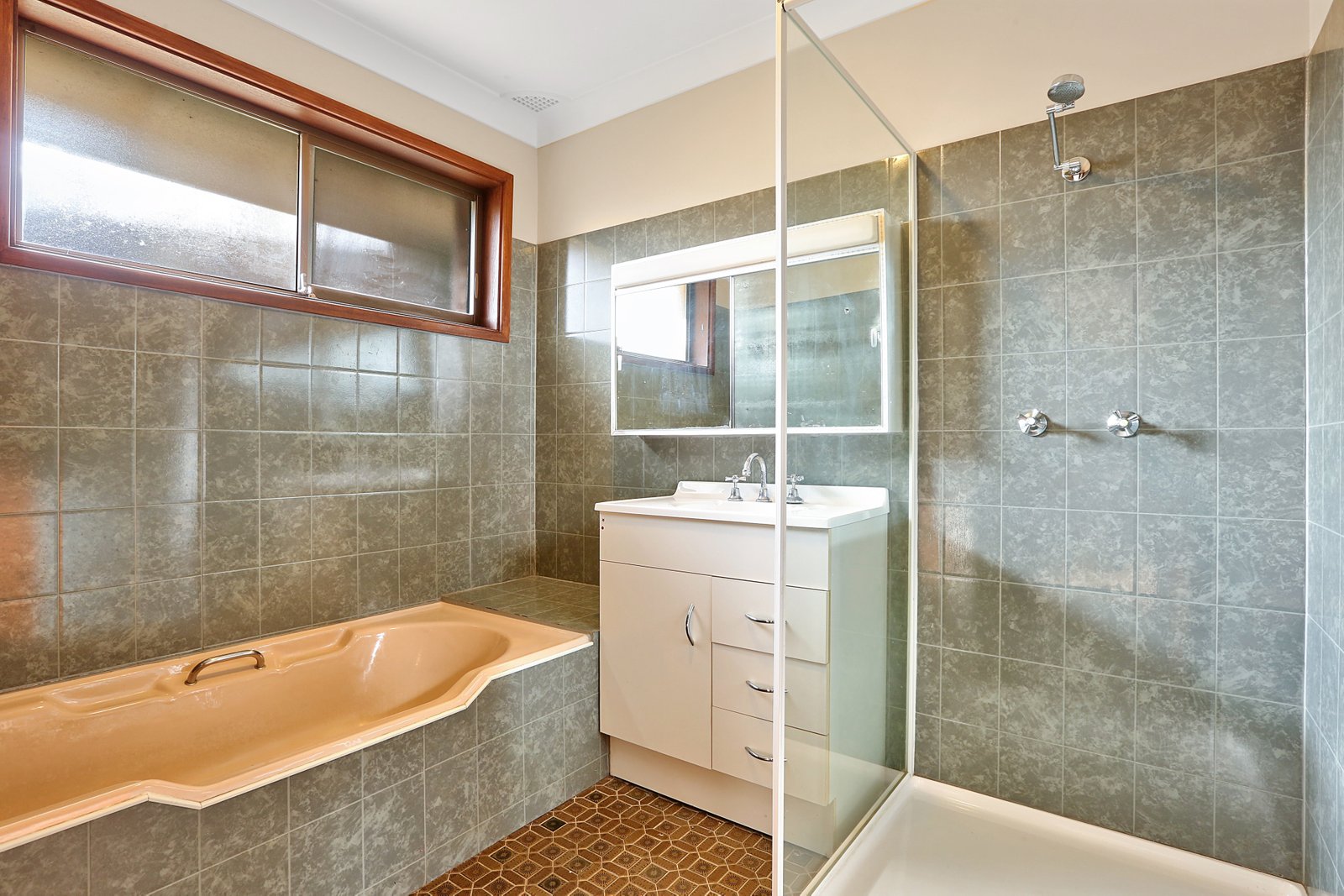 18 Fields Street KANAHOOKA 6