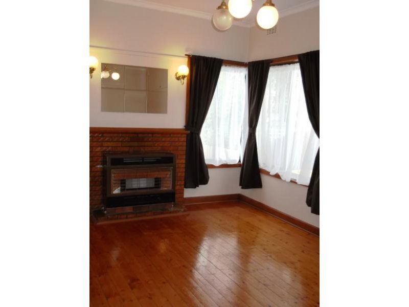 Gallery: 18 Finlay Street