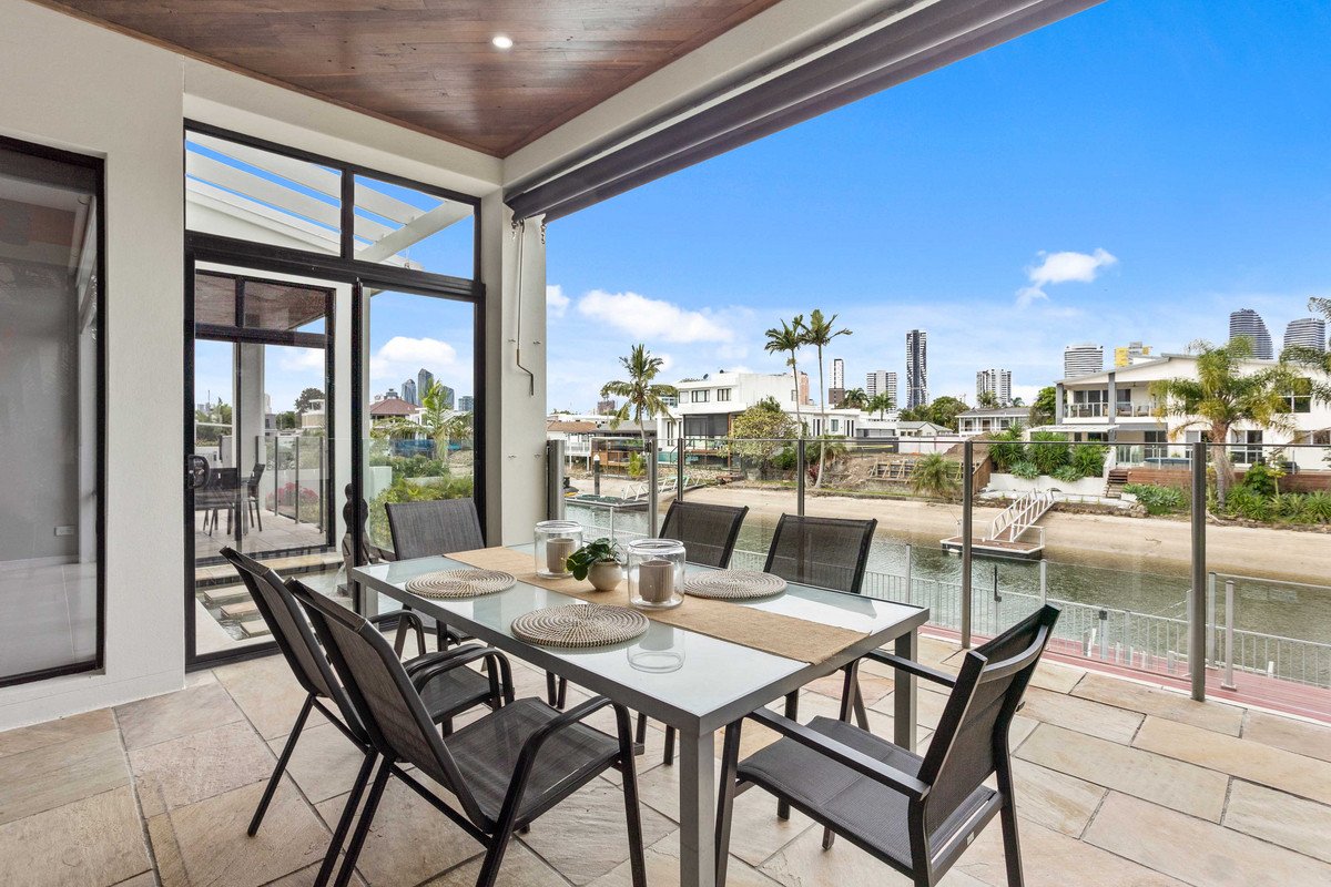 18 Flamingo Key Broadbeach Waters 7
