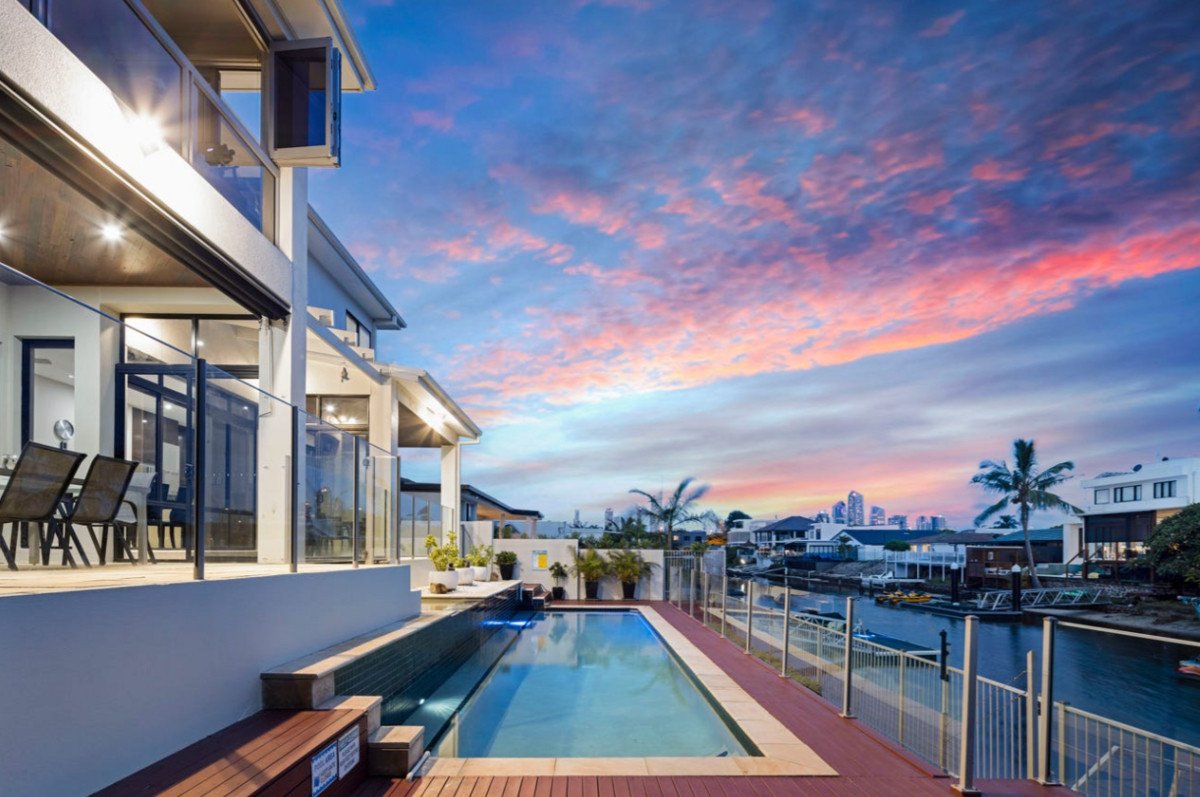 18 Flamingo Key Broadbeach Waters 8