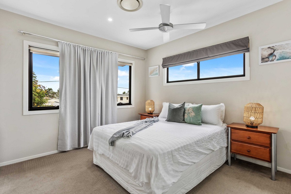 18 Flamingo Key Broadbeach Waters 16