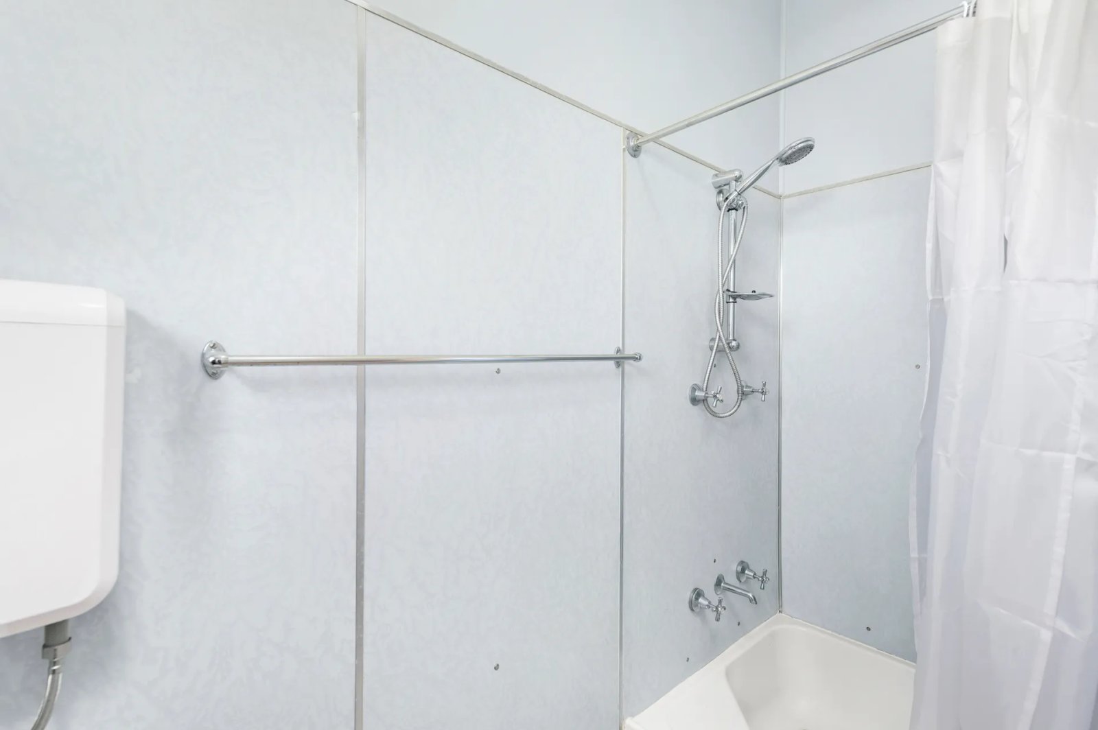 18 Flannel Flower Fairway SHOAL BAY 10