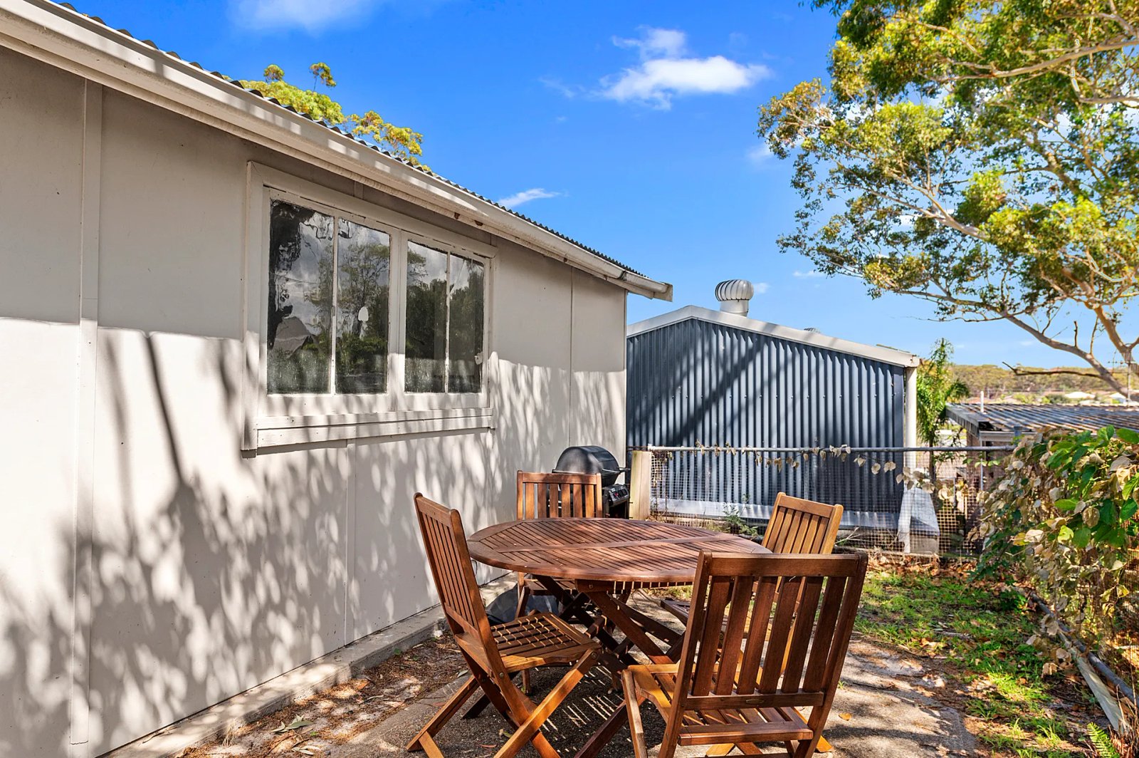 18 Flannel Flower Fairway SHOAL BAY 14