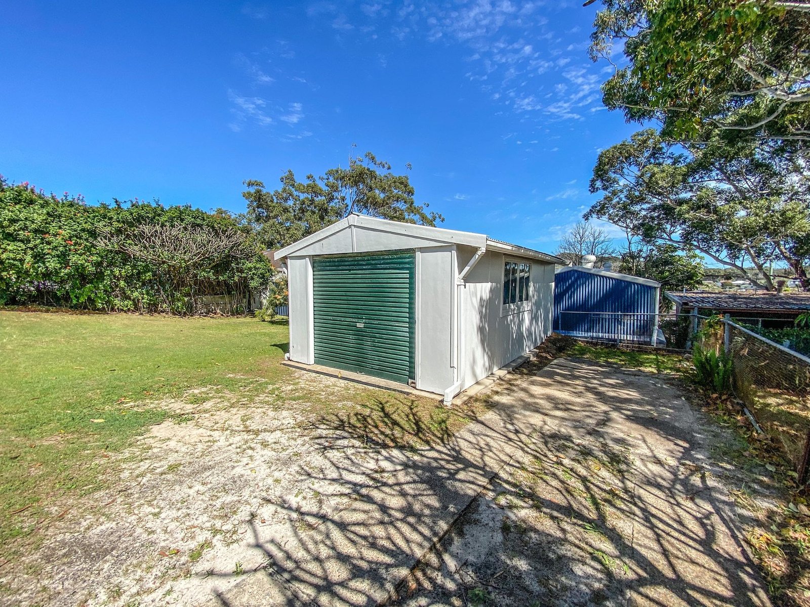 18 Flannel Flower Fairway SHOAL BAY 13