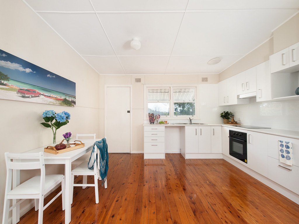 18 Flannel Flower Fairway SHOAL BAY 2