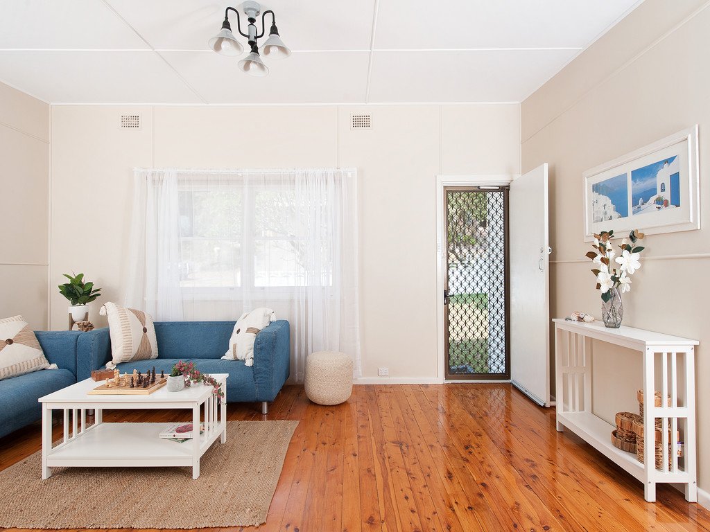 18 Flannel Flower Fairway SHOAL BAY 7