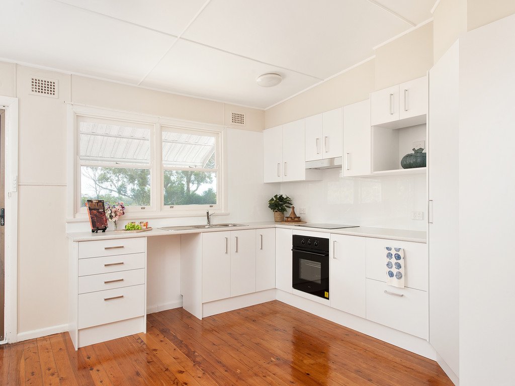 18 Flannel Flower Fairway SHOAL BAY 10