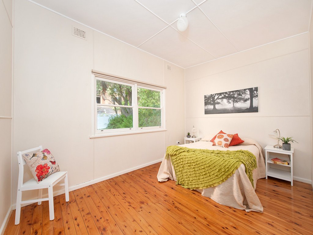 18 Flannel Flower Fairway SHOAL BAY 12