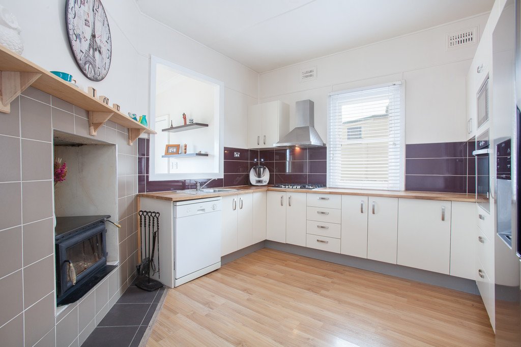 18 Fleet St  BRANXTON 4