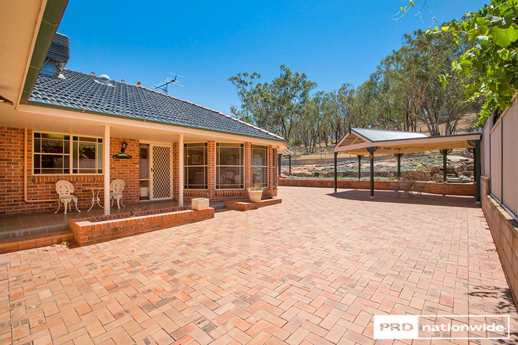 18 Ford Street TAMWORTH 18
