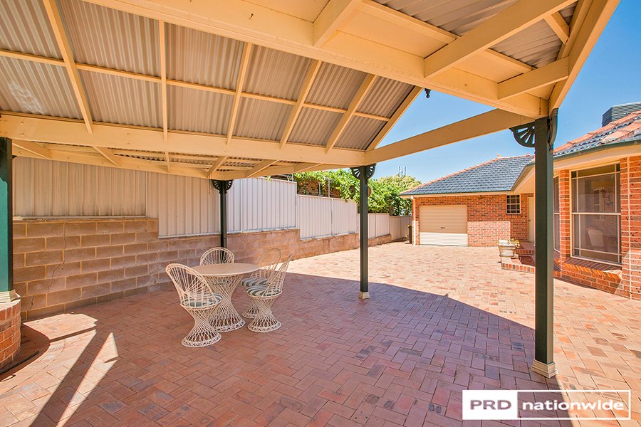 18 Ford Street TAMWORTH 20