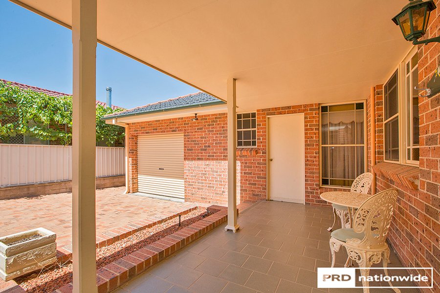 18 Ford Street TAMWORTH 21