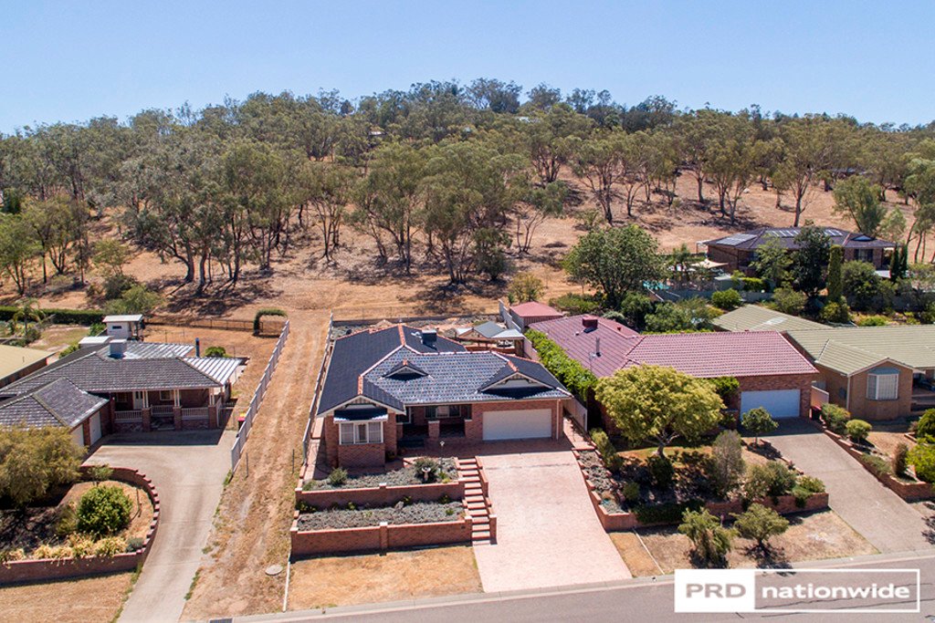 18 Ford Street TAMWORTH 22