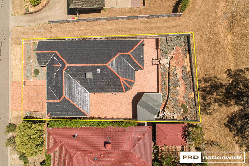 18 Ford Street TAMWORTH 23