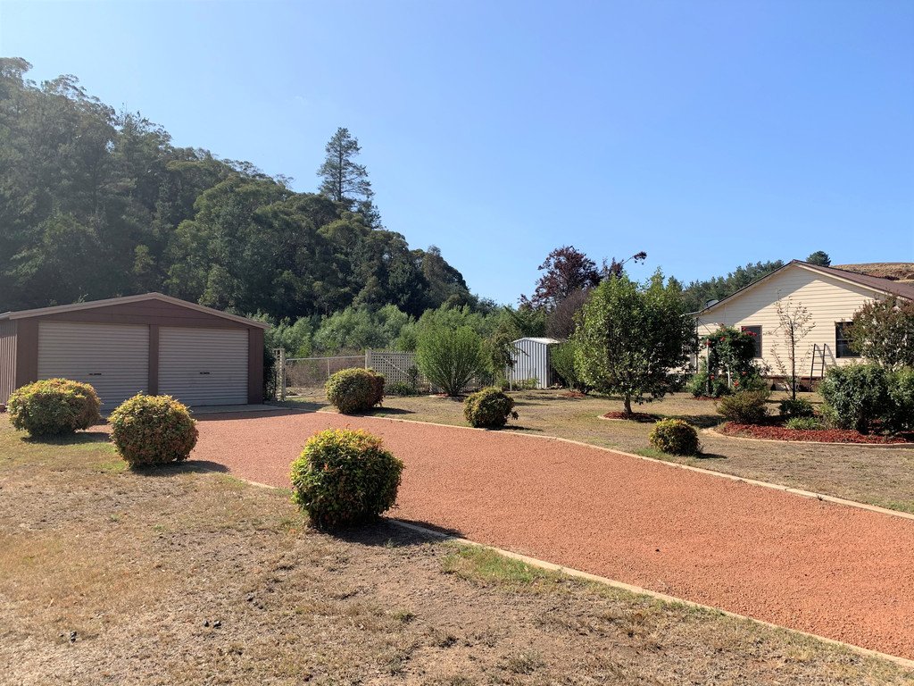 18 Foxlow Street CAPTAINS FLAT 13