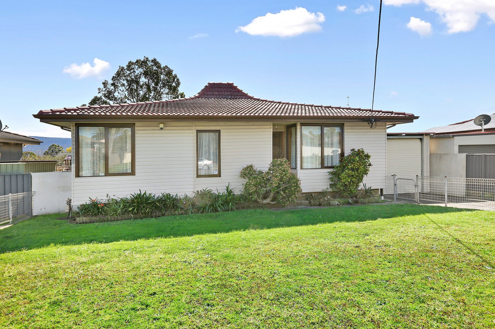 18 Galong Crescent KOONAWARRA 2